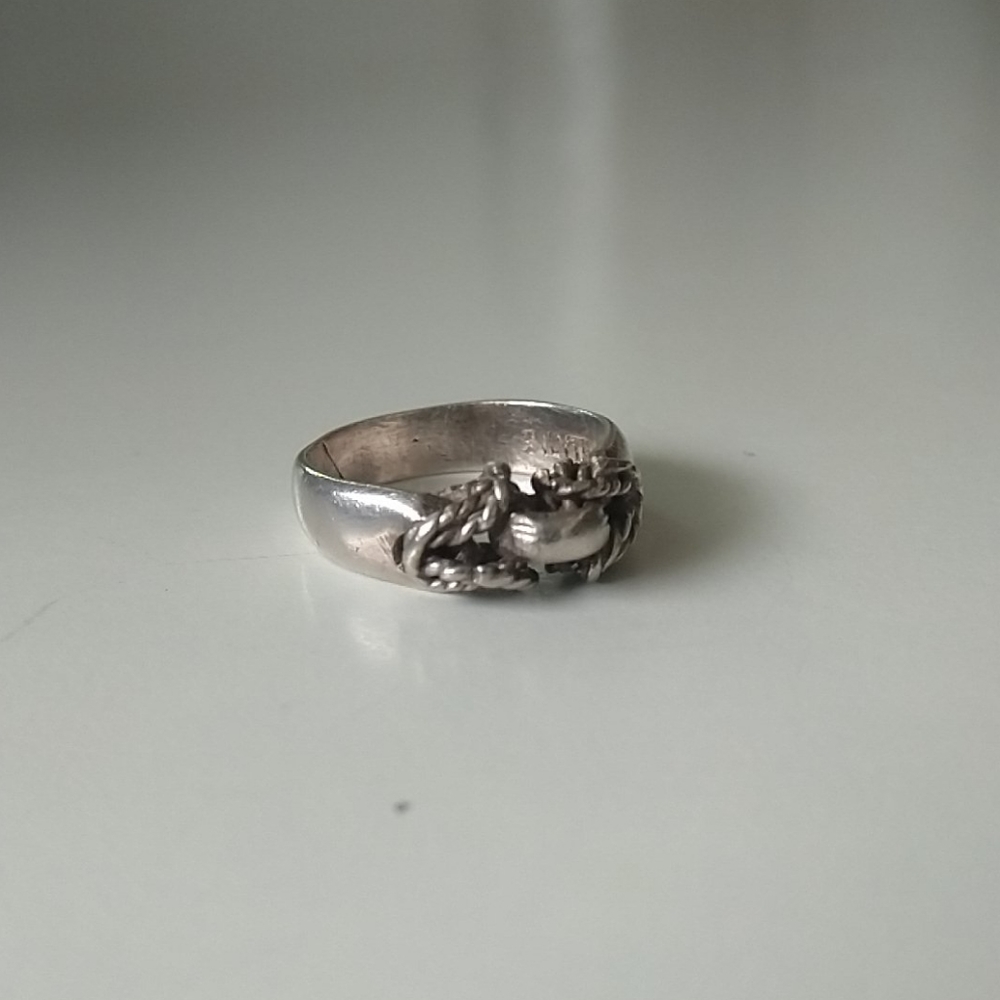 Solid Sterling Silver Antique Ring - image 1